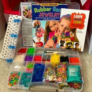 Rubber band jewelry kit